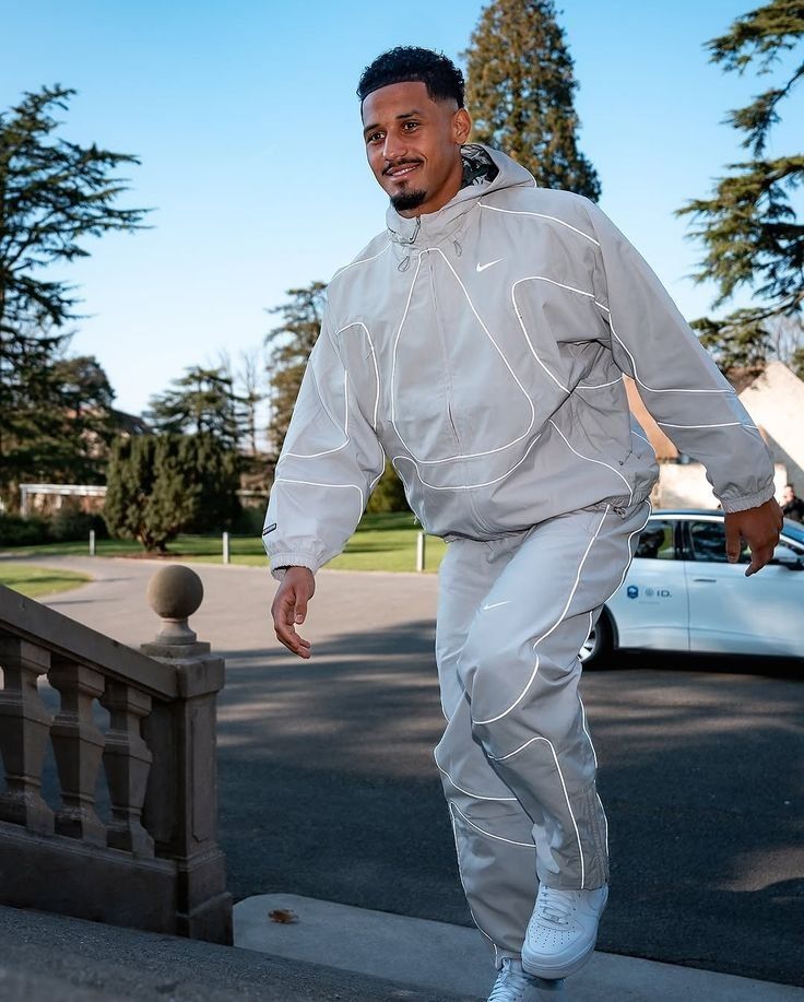 Blog 1: Fabric Science: Preventing Shrinkage, Torquing, and Pilling in Heavyweight Custom Sweatsuits