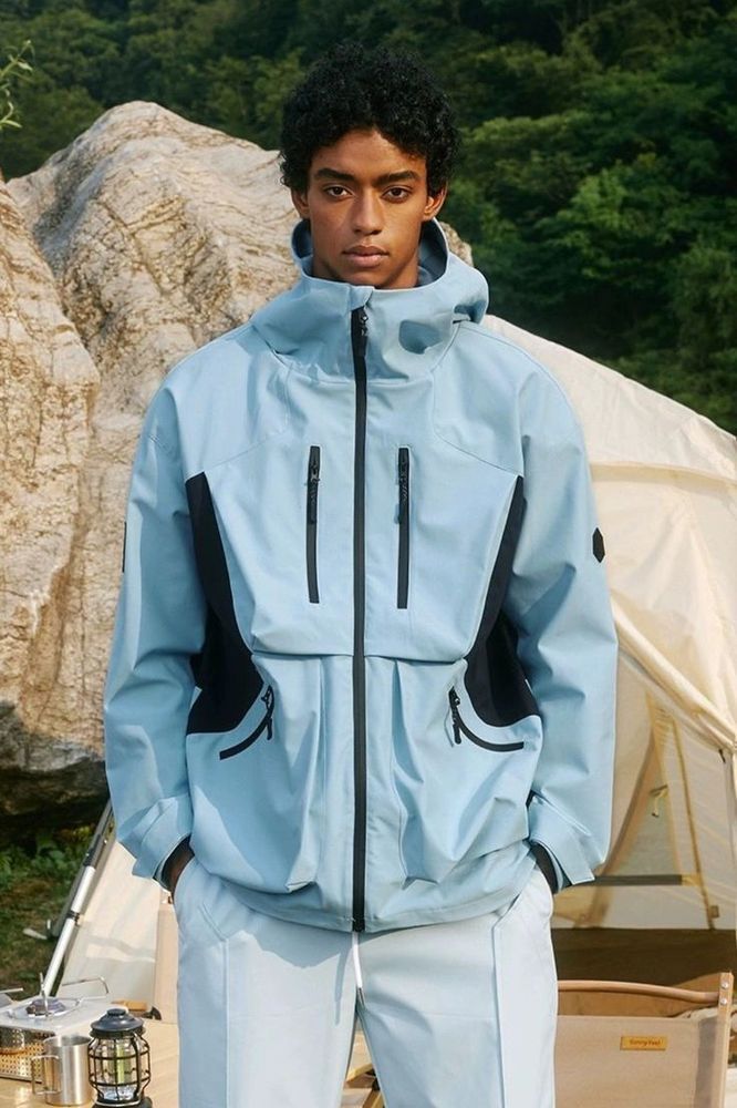 Lightweight Hardshell Jackets