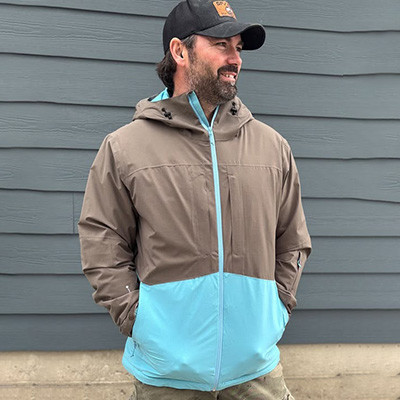 Travel & Transitional Weather Layering