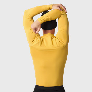 Men's Raglan Sleeve Workout Compression Shirt | Wholesale Custom Fitness Activewear Supplier