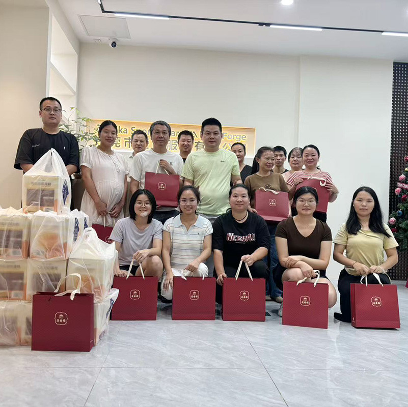 MontForge Celebrates the 2026 Mid-Autumn Festival with Gifts and Gratitude