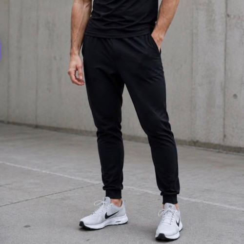 Coordinated Tracksuit Bottoms for Streetwear and Teamwear