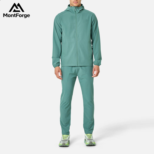 Custom Men's Lightweight Polyester Tracksuit Factory | Elasticated Cuffs Zip Pockets Tracksuit For Men
