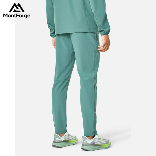 Custom Men's Lightweight Polyester Tracksuit Factory | Elasticated Cuffs Zip Pockets Tracksuit For Men