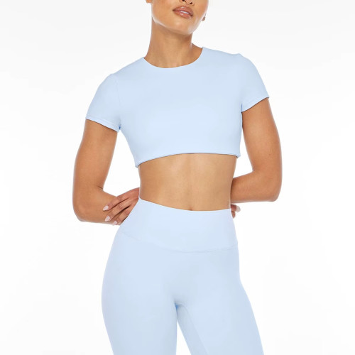 Custom 2-Piece Women ' s  Workout Set– Crop Top & High-Waist Leggings –Breathable Activewear for Gym