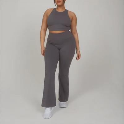 Custom Women’s Plus Size Yoga Set – Gym Activewear Crop Bra & High-Waist Flare Pants