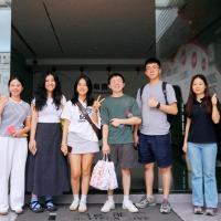 U.S. $10M+ Home Goods Brand: How Bloomto Built Pet-Hair-Resistant, Easy-Care Hoodies & Joggers for Pet Households