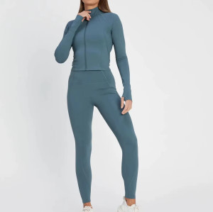 Wholesale Women's Windbreaker Jacket | New Arrival Full Zip Crop Workout Sportswear | Loose Fit Casual Fitness Outerwear OEM