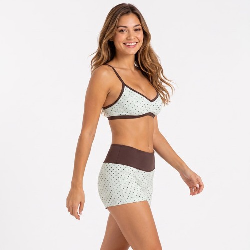 Custom Polka Dot Yoga Set – Triangle Bralette & High-Waist Booty Shorts