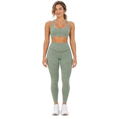 Brassière de sport dos nageur OEM – Fines rayures et encolure en U | Yoga femme