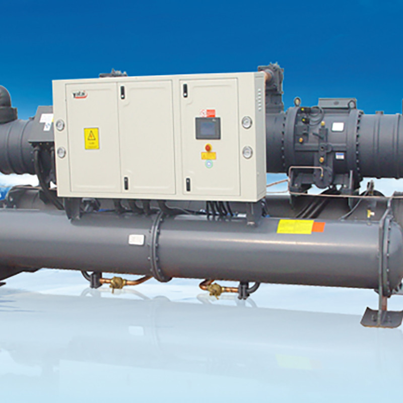 Screwed water cooled chiller