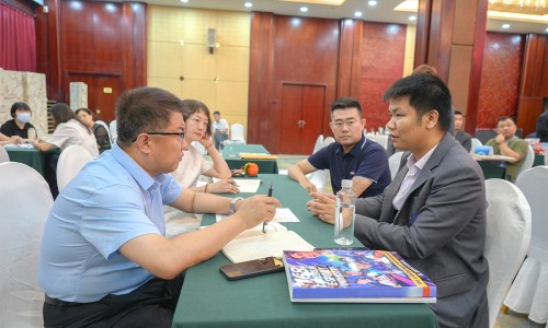 A delegation from the Thailand-ASEAN Business Association visited and inspected Aurashu