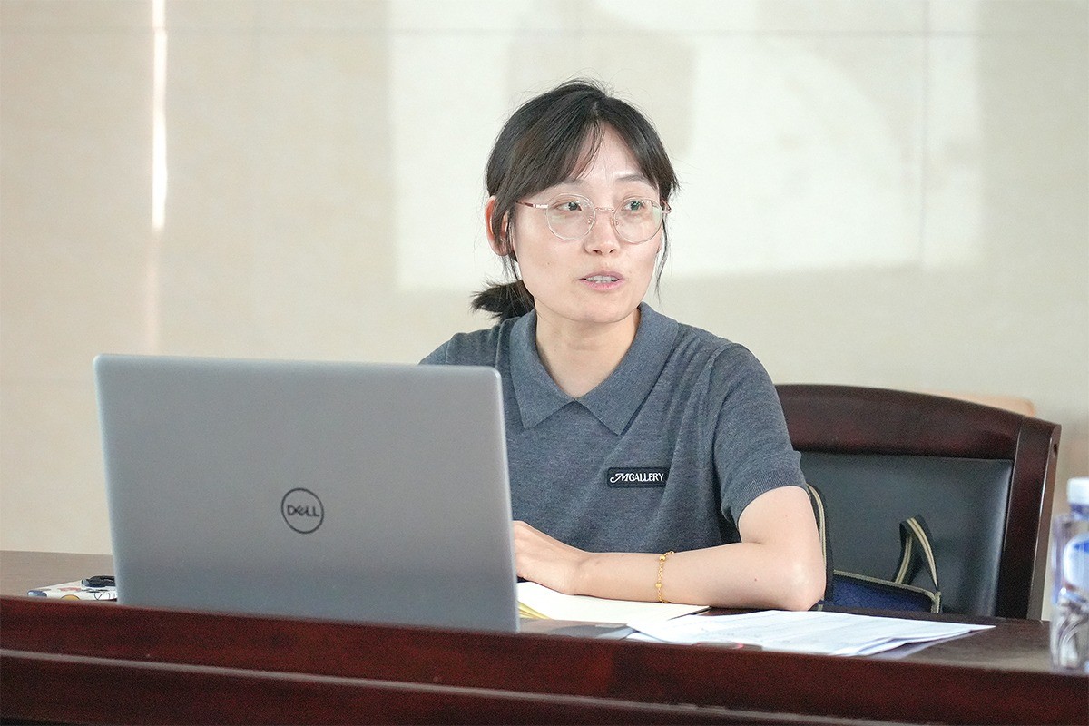 Hybrid training with Huayu Institute experts