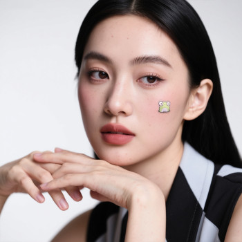 Q-Style Smiling Frog Hydrocolloid Pimple Patches – Cartoon-Cute Vibe