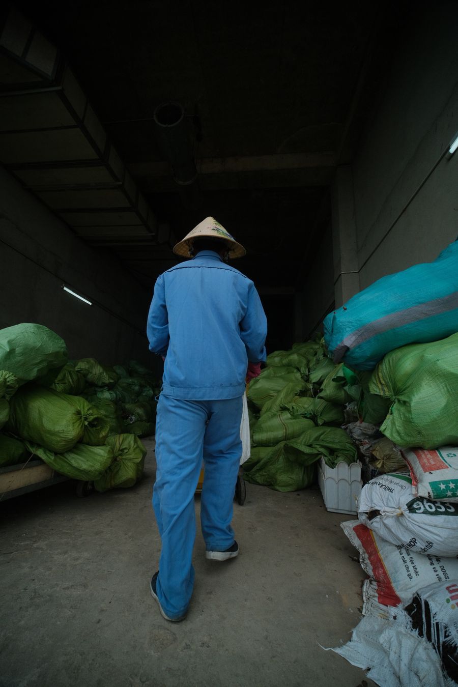 bulk fertilizer storage and handling for nitrogen products