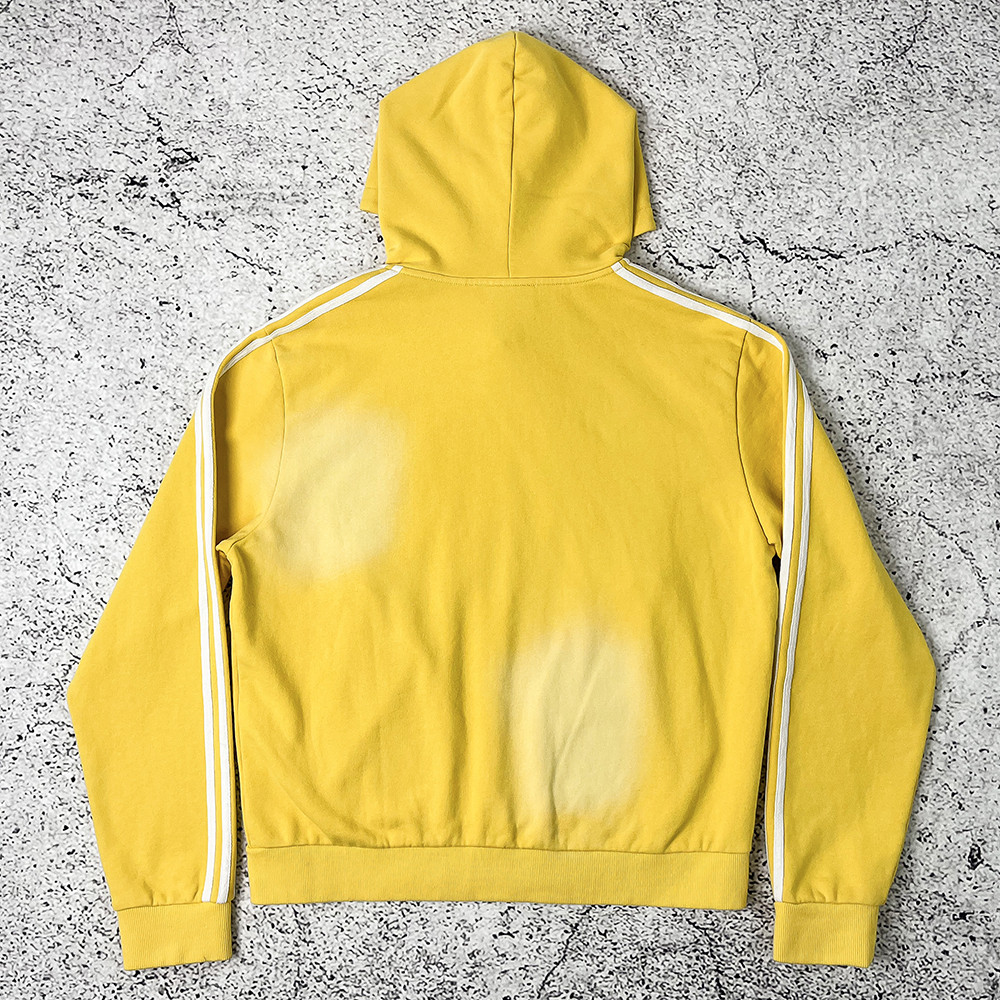 Detail image of jacket lining