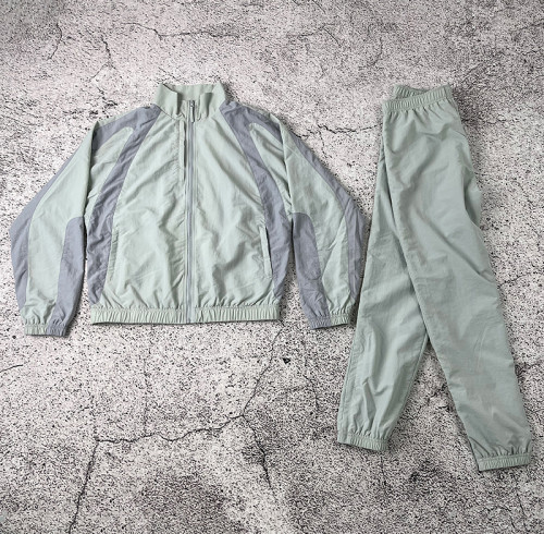 Custom Tracksuit Set Manufacturer Two Tone Nylon Mens Tracksuit