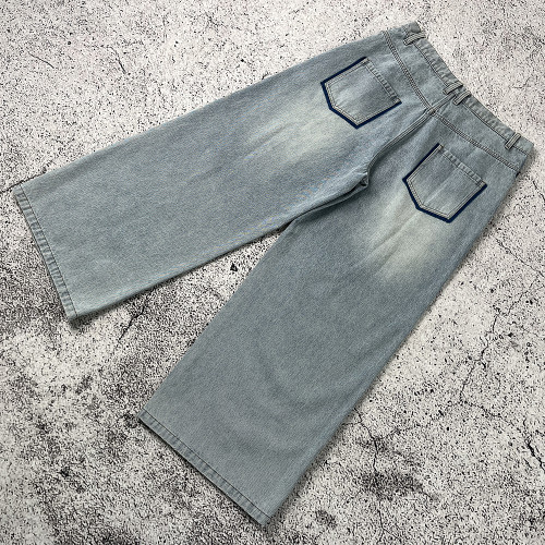 Custom denim jeans manufacturer - wide leg light wash jeans