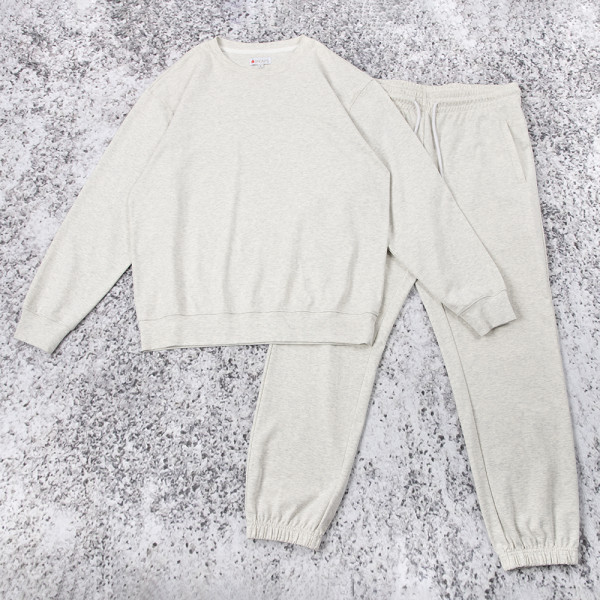 Custom Crewneck Sweatshirt Manufacturer for Streetwear Brands | OEM