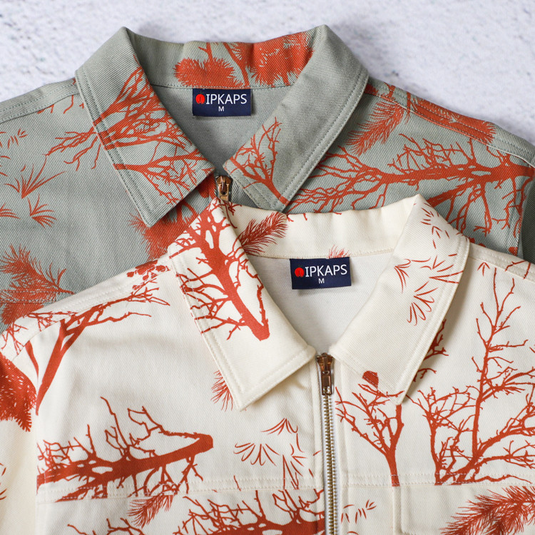 Detail image of jacket lining