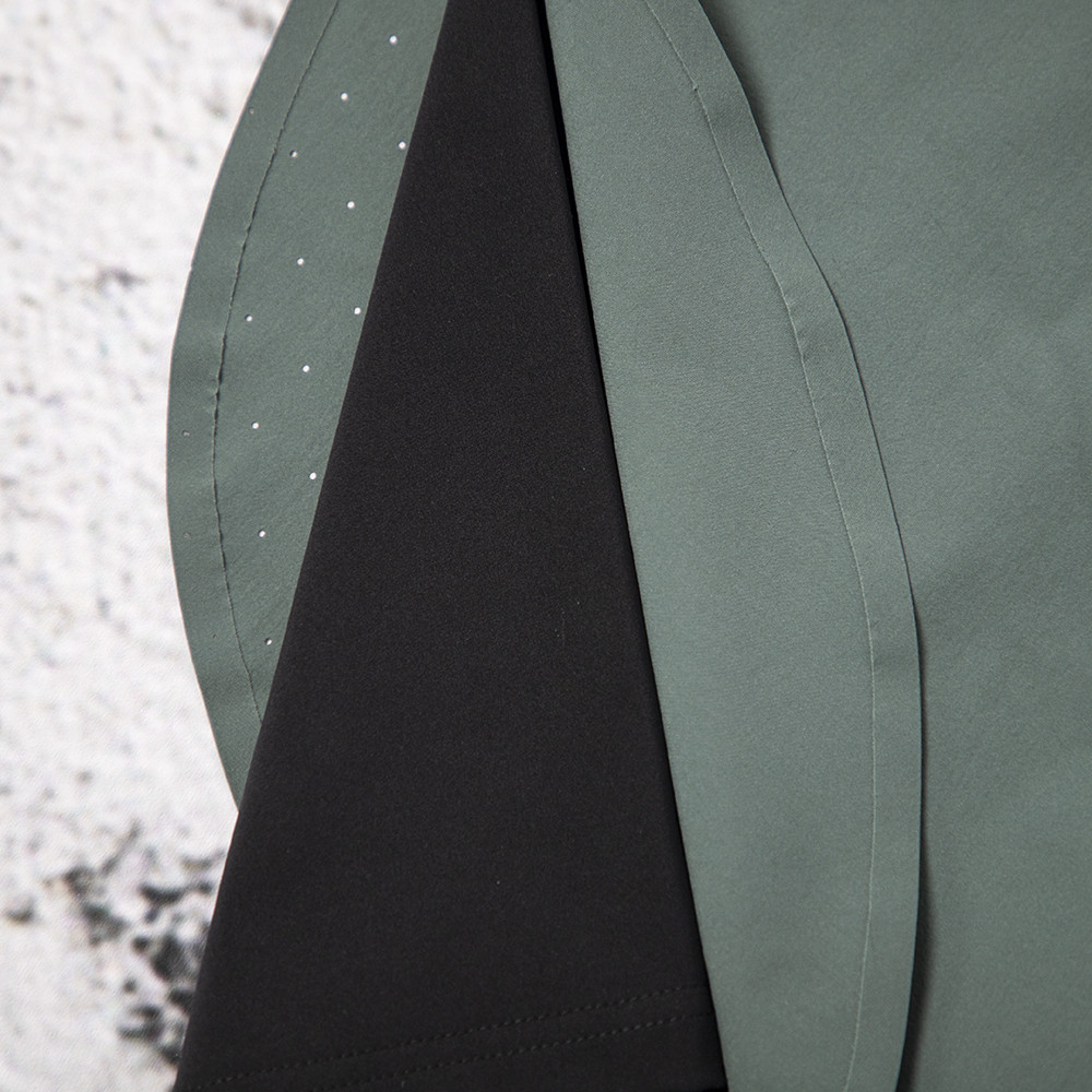 Detail image of jacket lining