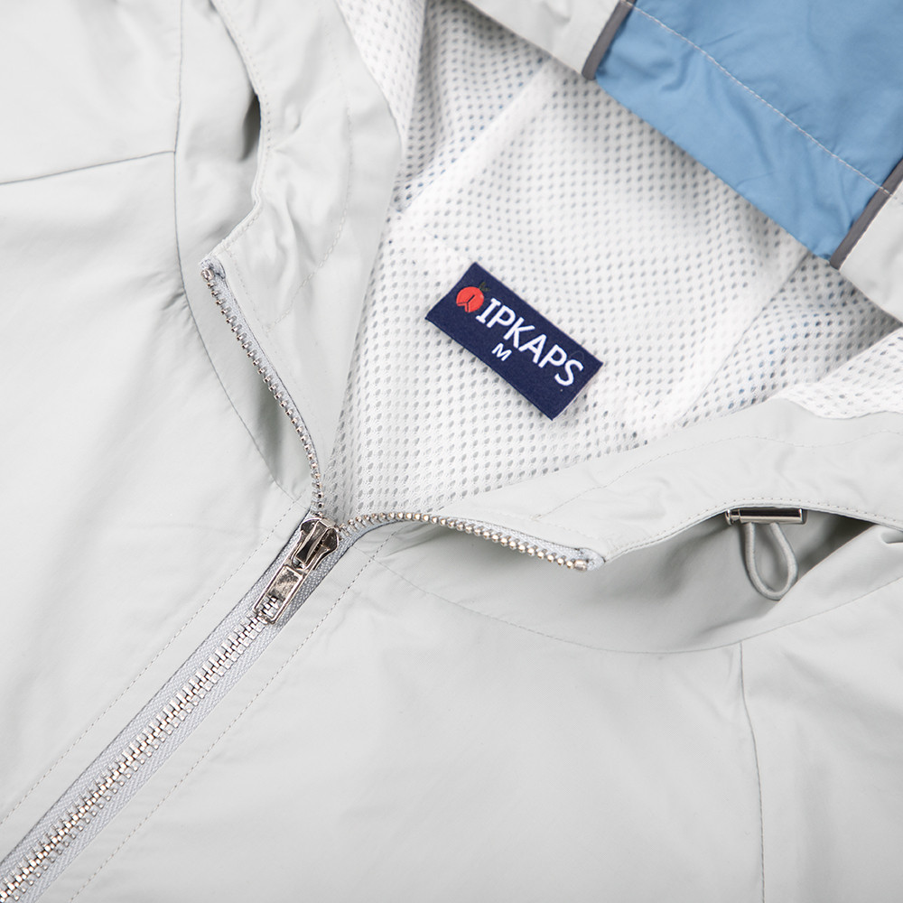 Detail image of jacket lining