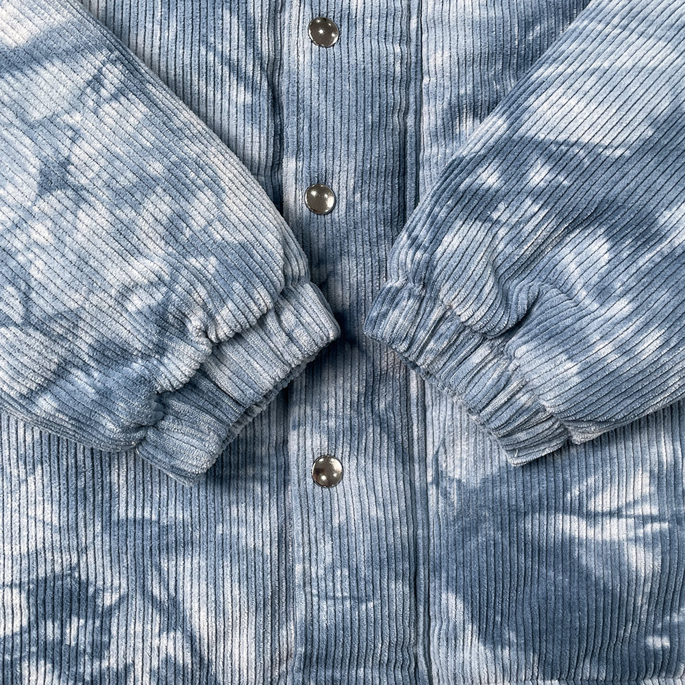 Detail image of jacket lining