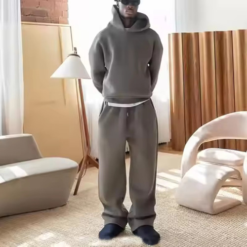 Custom Hoodie and Sweatpants Set for Streetwear Brands