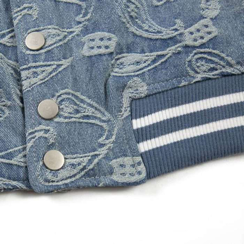 Detail image of jacket lining