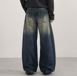 Custom Distressed Jeans for Wide-Leg Streetwear