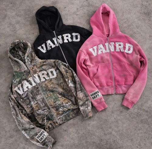 Custom camo hoodie with Zip-Up Patch Streetwear