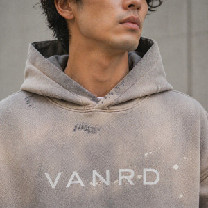 Custom Washed Hoodie with Paint Splatter for Streetwear