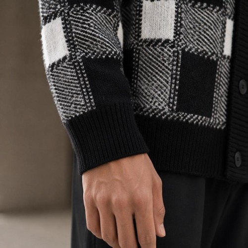 Plaid Custom Fit Knit Jackets Cardigan Sweater