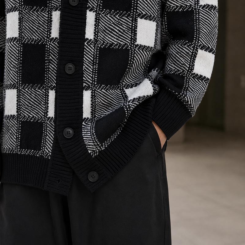 Detail image of jacket lining