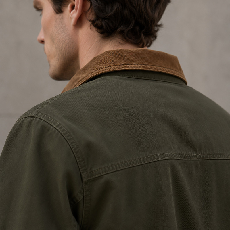 Detail image of jacket lining