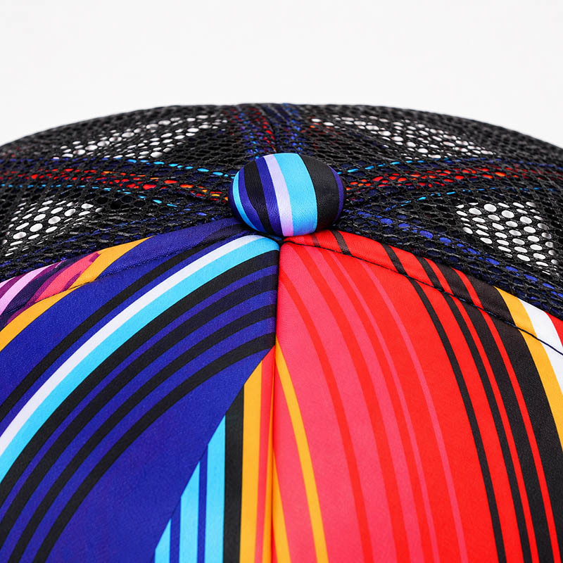 Detail image of jacket lining
