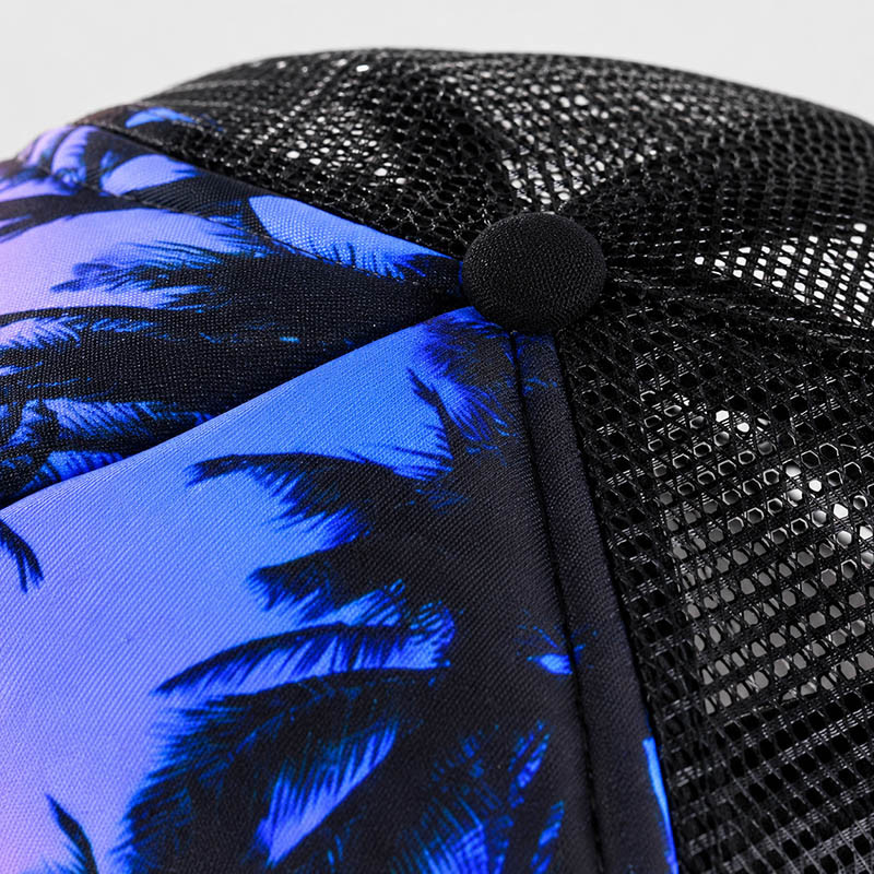 Detail image of jacket lining