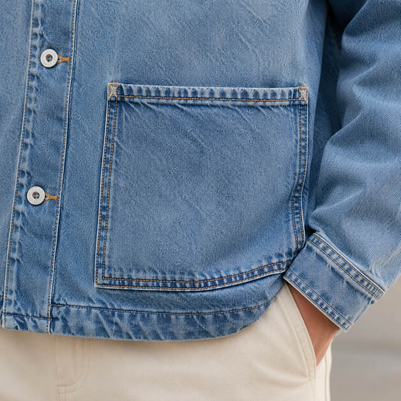 Detail image of jacket lining