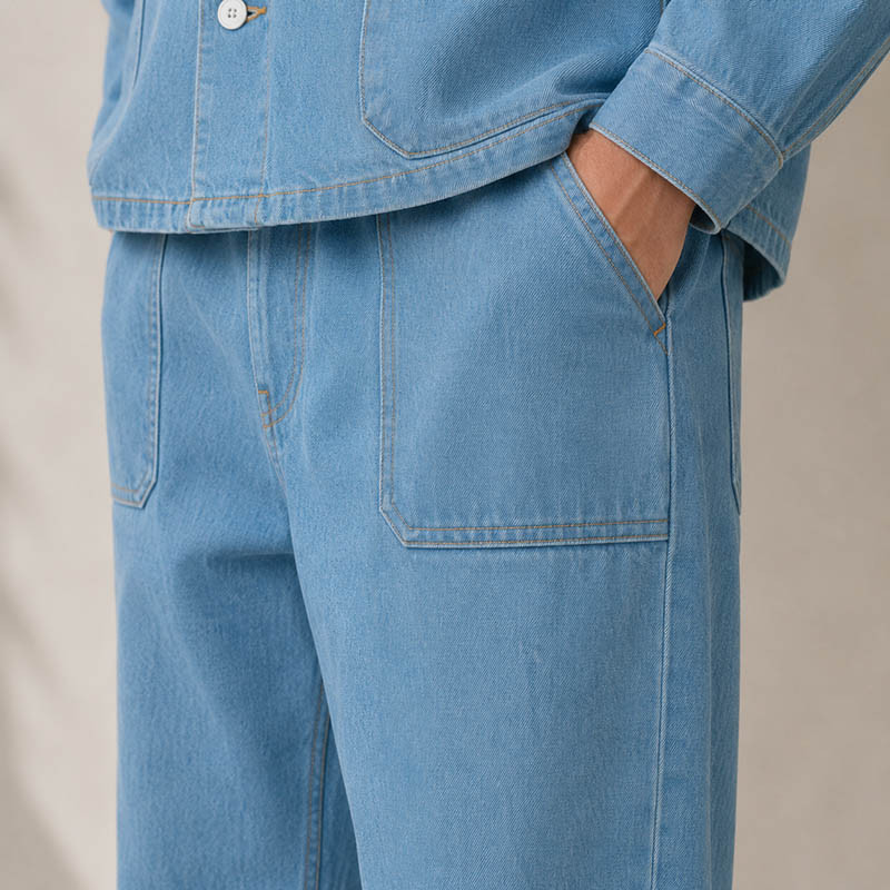 Detail image of jacket lining