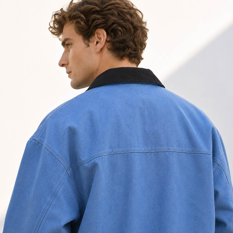 Detail image of jacket lining