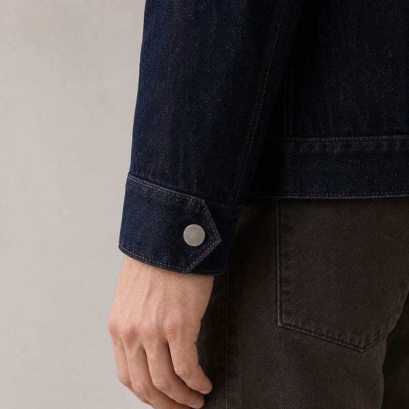 Detail image of jacket lining