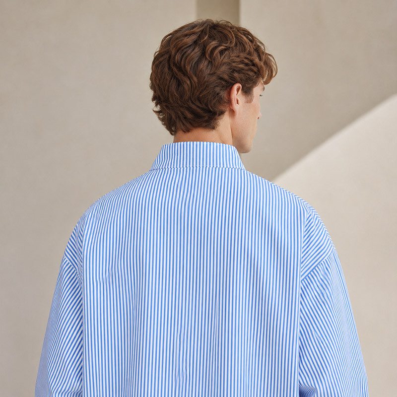 Detail image of jacket lining