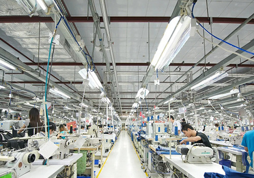 Apparel sewing production line for private label hoodie bulk manufacturing