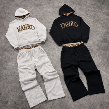 Custom Tracksuit Set with Leopard Logo Cropped Hoodie