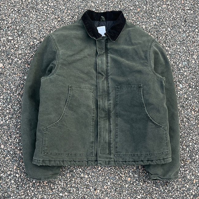 Detail image of jacket lining