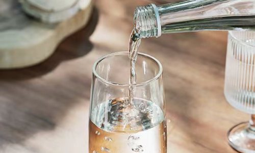 桦树汁：解锁大自然的馈赠，探索这款“树水”的营养奥秘与健康潜力