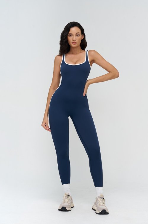 Naked-Feel Yoga Set – Fitted Athleisure Set