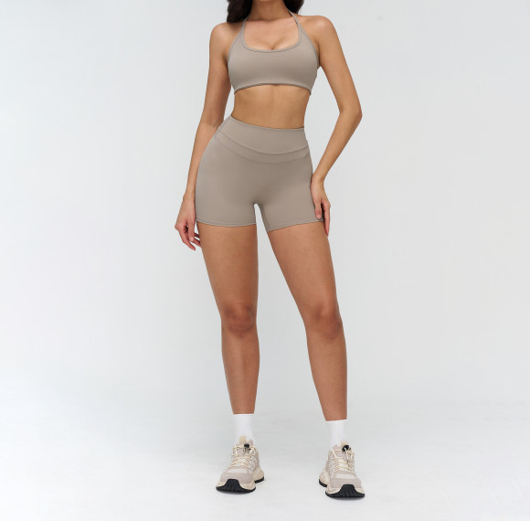 Seamless Halter Sports Bra & High-Waist Biker Shorts Set