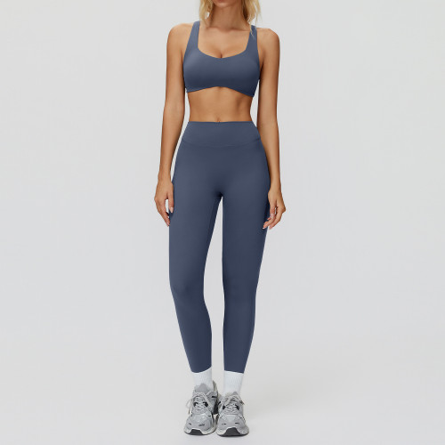 CoreSculpt Scoop-Neck Sports Bra & High-Waist Leggings Set