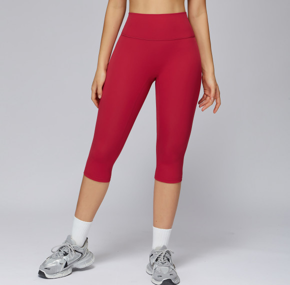 High-Waist Sculpting Capri Leggings (3/4 Length)